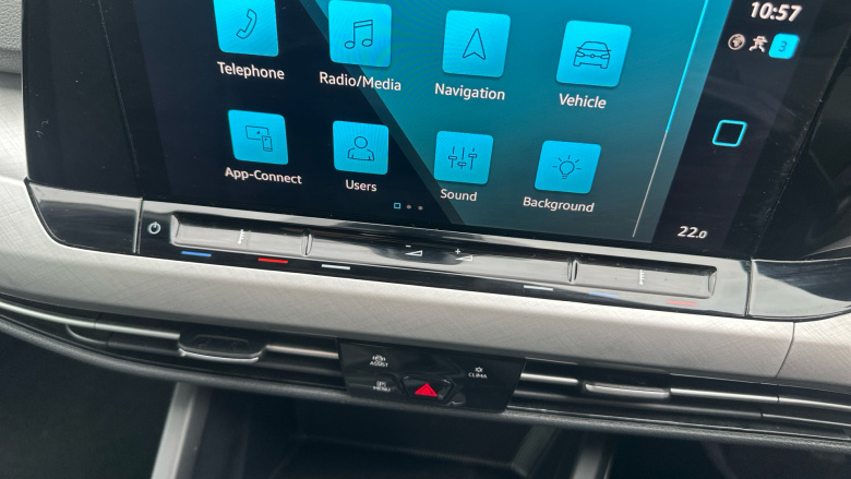 Volkswagen Golf 1.5 TSI 150 Life 5dr Petrol Hatchback